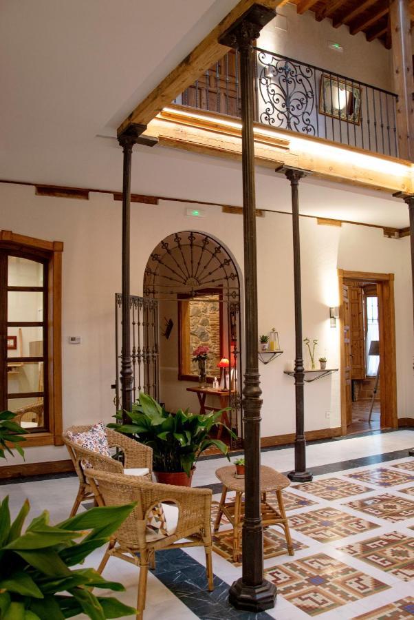 La Casa Del Medico Hosteria Rural Urda Ngoại thất bức ảnh